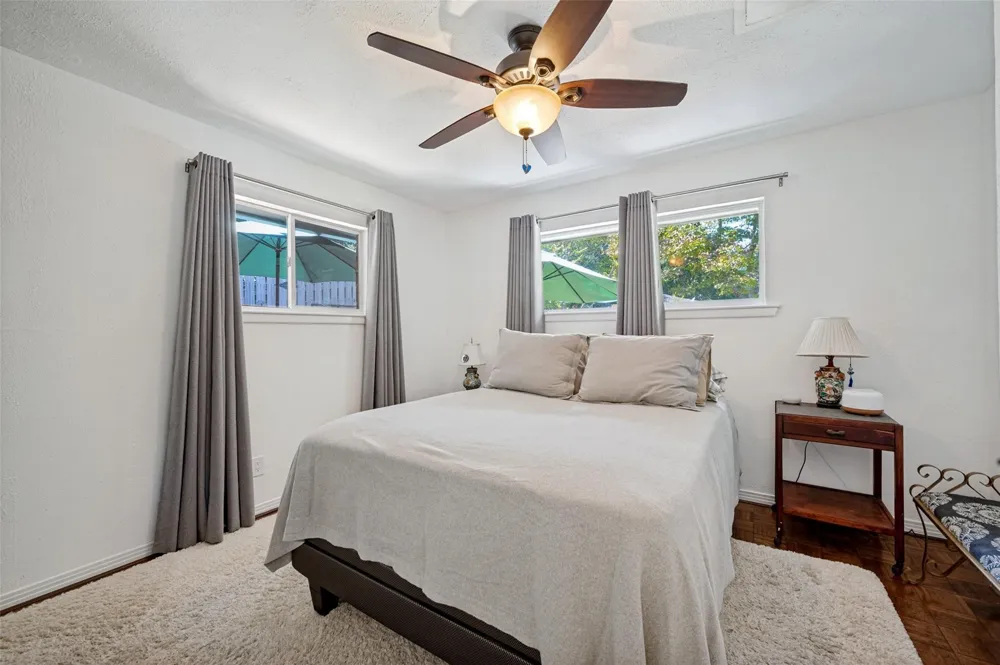 3525 Timberview Road Dallas, TX 75229