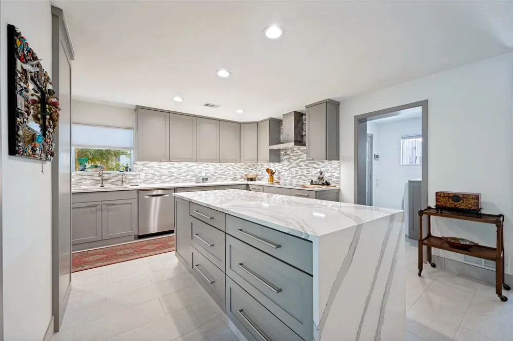 3525 Timberview Road Dallas, TX 75229