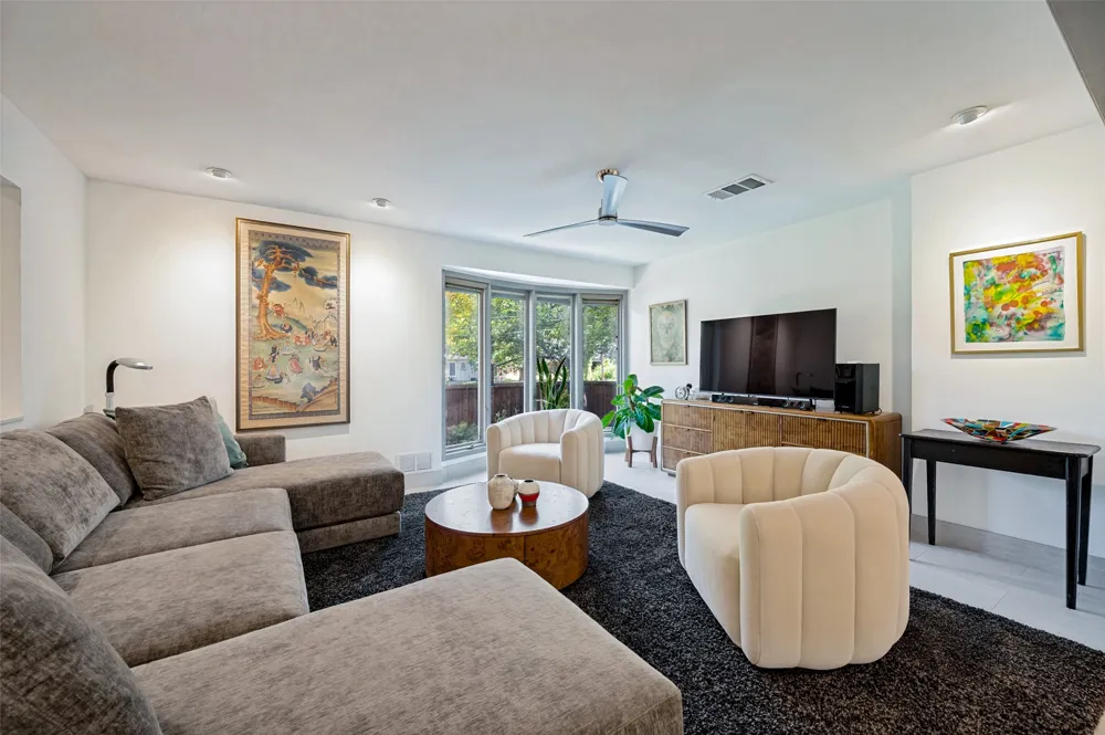 3525 Timberview Road Dallas, TX 75229
