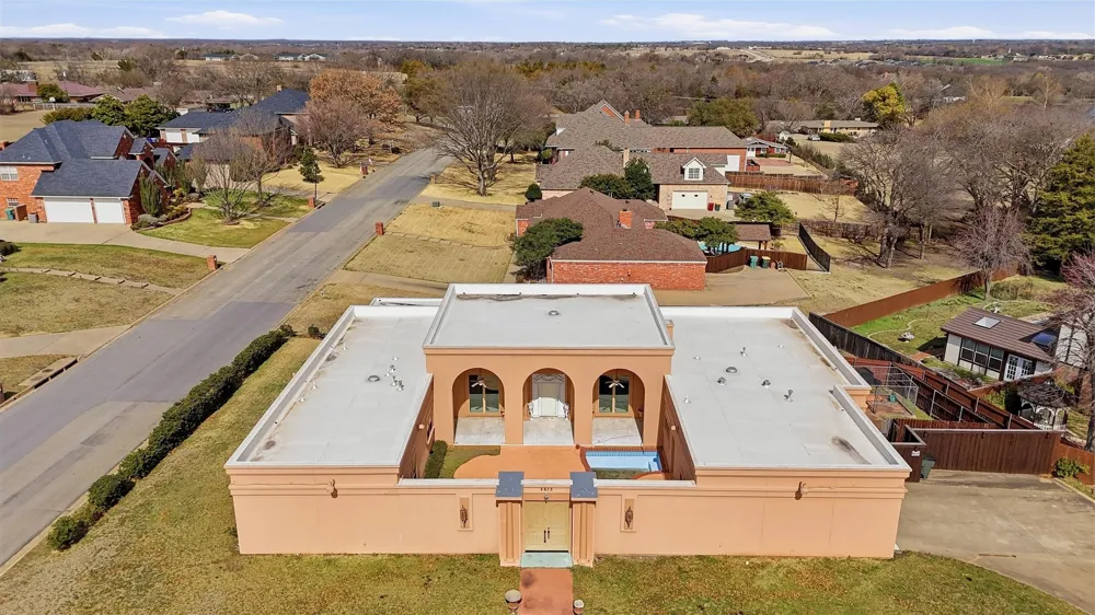 2613 W Cascade Drive Sherman, TX 75092