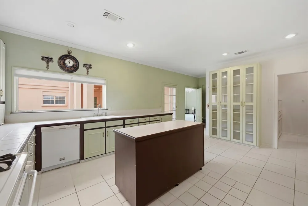 2613 W Cascade Drive Sherman, TX 75092