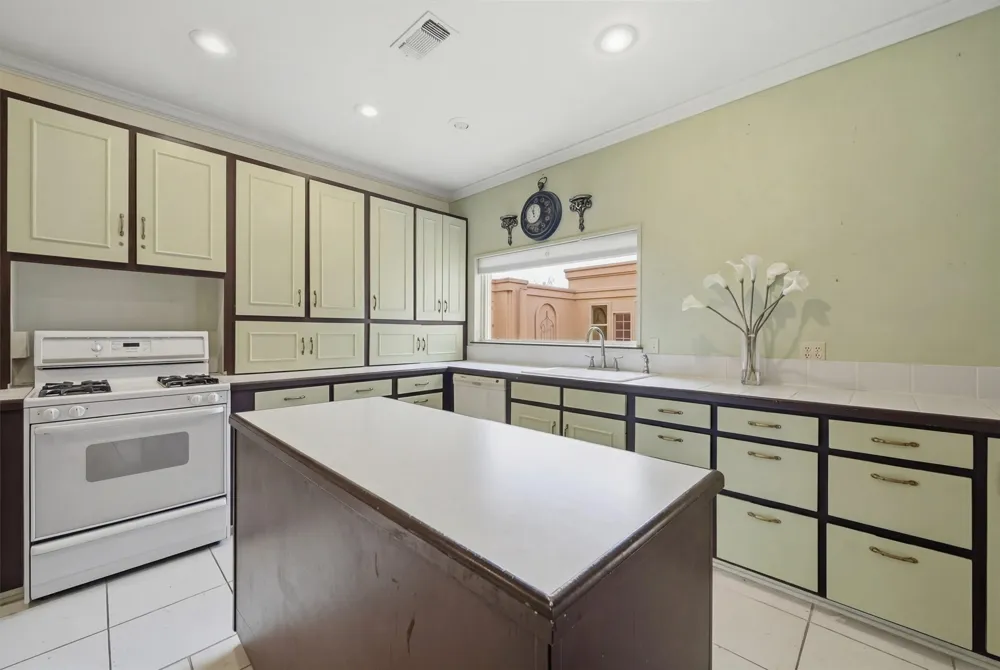 2613 W Cascade Drive Sherman, TX 75092