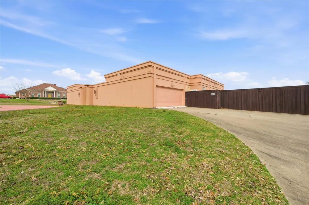 2613 W Cascade Drive Sherman, TX 75092