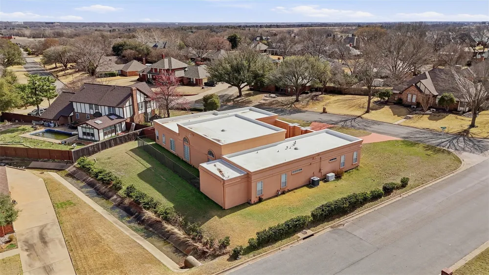 2613 W Cascade Drive Sherman, TX 75092