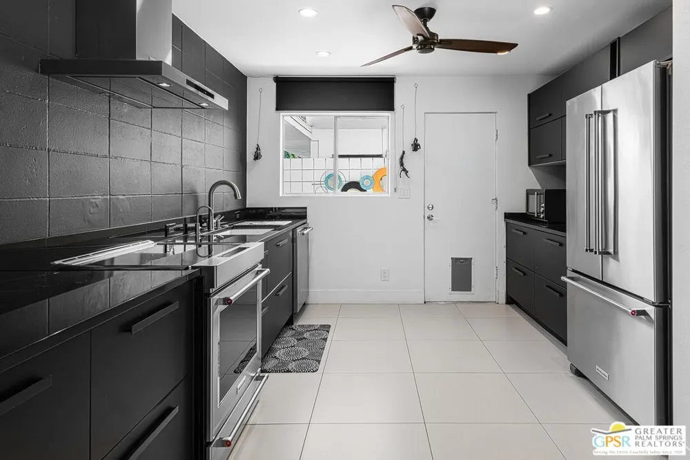 42379 Rancho Las Palmas Drive Rancho Mirage, CA 92270