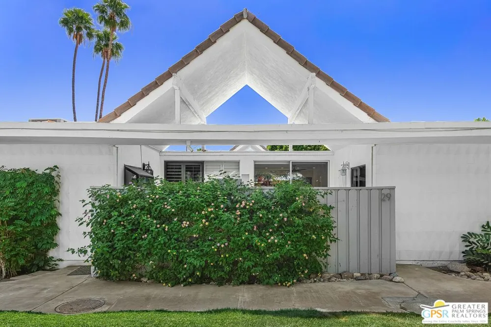 42379 Rancho Las Palmas Drive Rancho Mirage, CA 92270