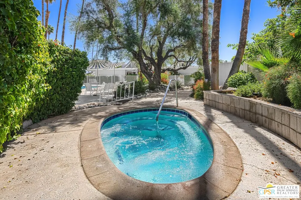 42379 Rancho Las Palmas Drive Rancho Mirage, CA 92270