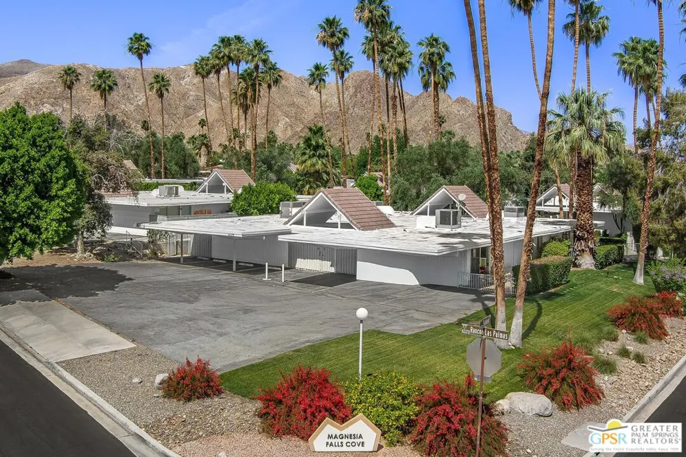 42379 Rancho Las Palmas Drive Rancho Mirage, CA 92270