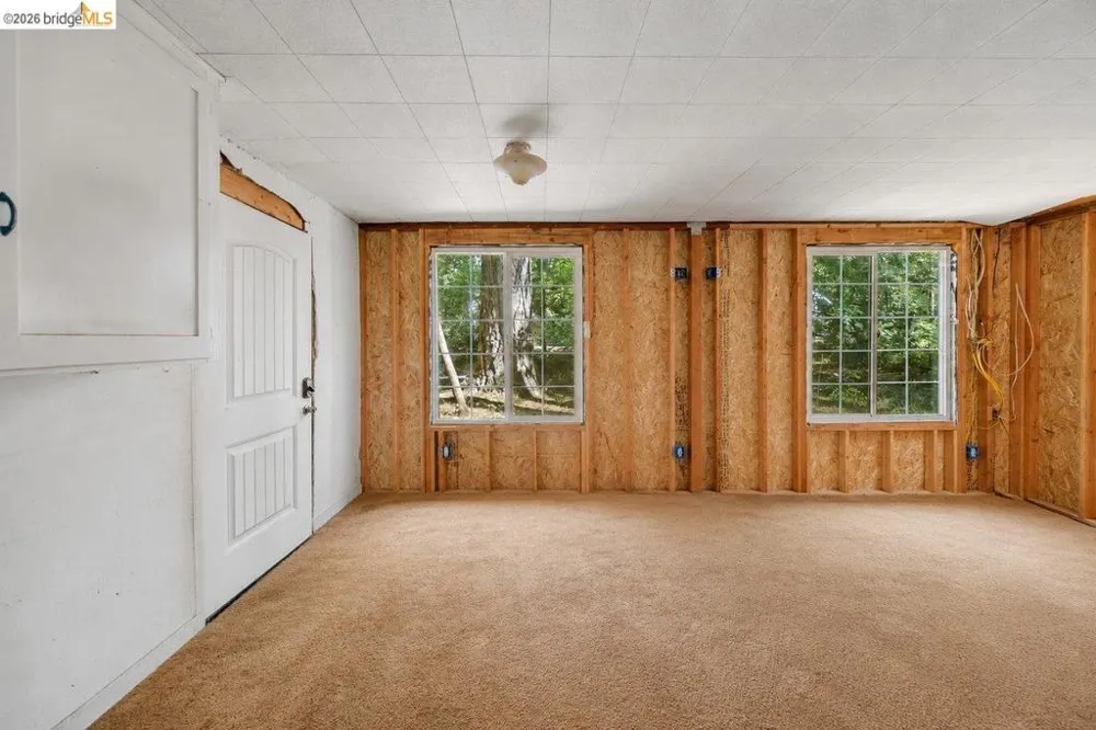 2845 Pine Dr Arnold, CA 95223