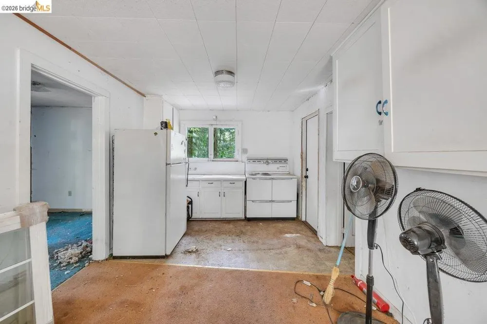 2845 Pine Dr Arnold, CA 95223