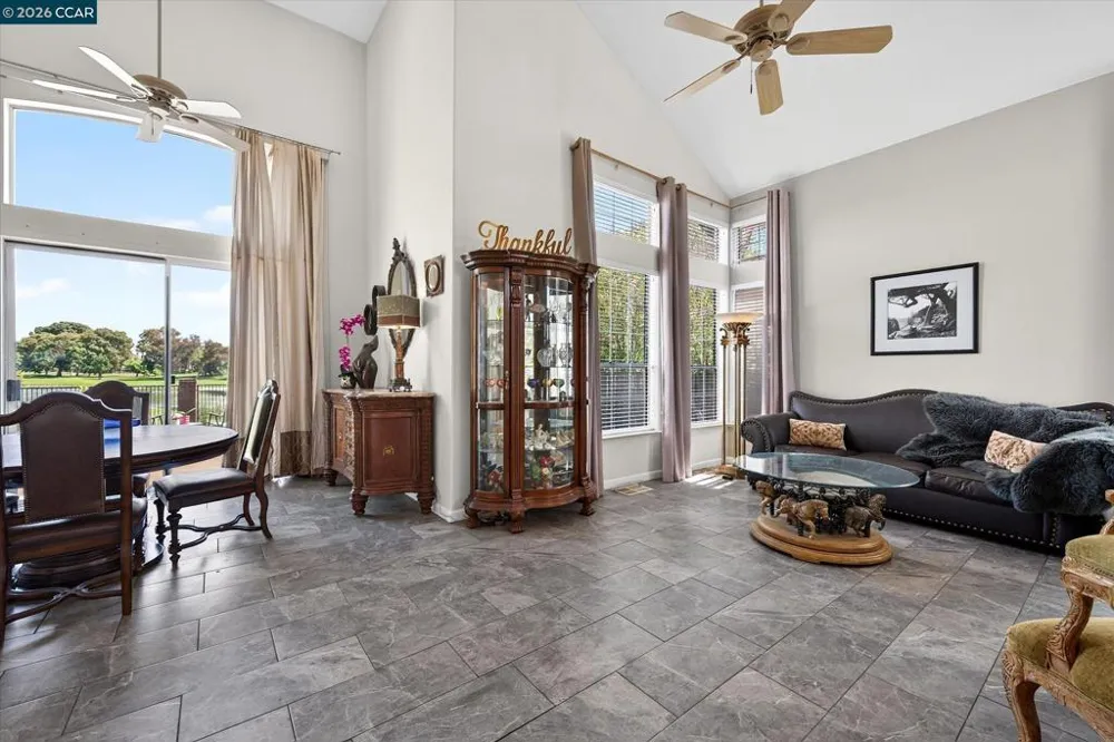 2353 Wayfarer Dr Discovery Bay, CA 94505