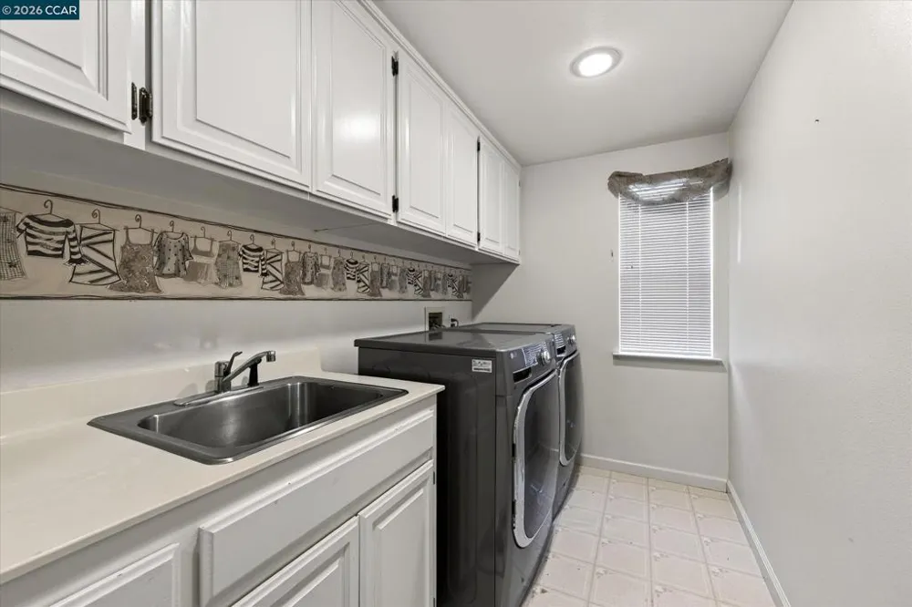 2353 Wayfarer Dr Discovery Bay, CA 94505