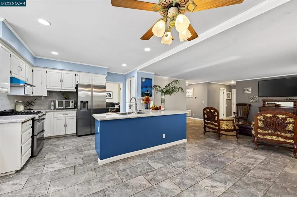 2353 Wayfarer Dr Discovery Bay, CA 94505