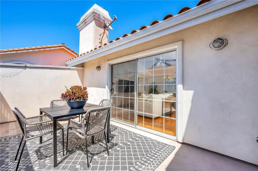 2514 Vanderbilt Lane #C Redondo Beach, CA 90278