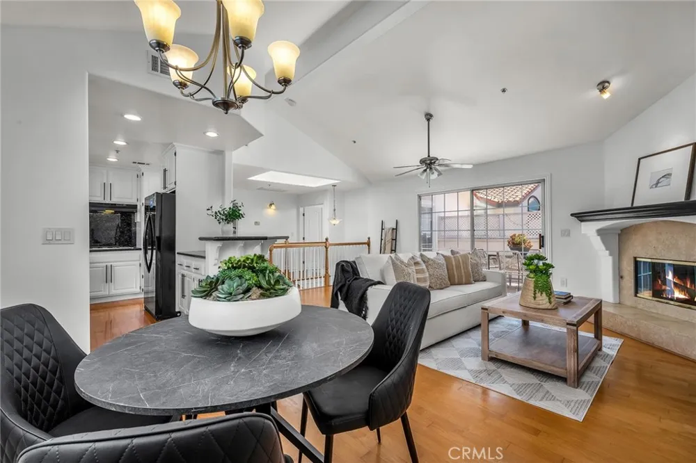 2514 Vanderbilt Lane #C Redondo Beach, CA 90278