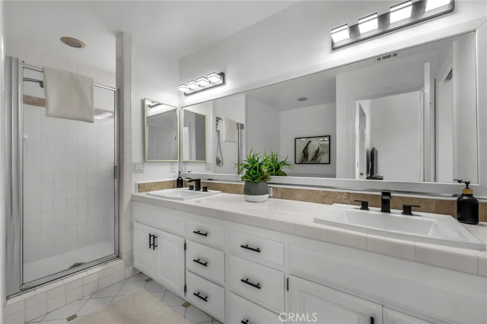 2514 Vanderbilt Lane #C Redondo Beach, CA 90278
