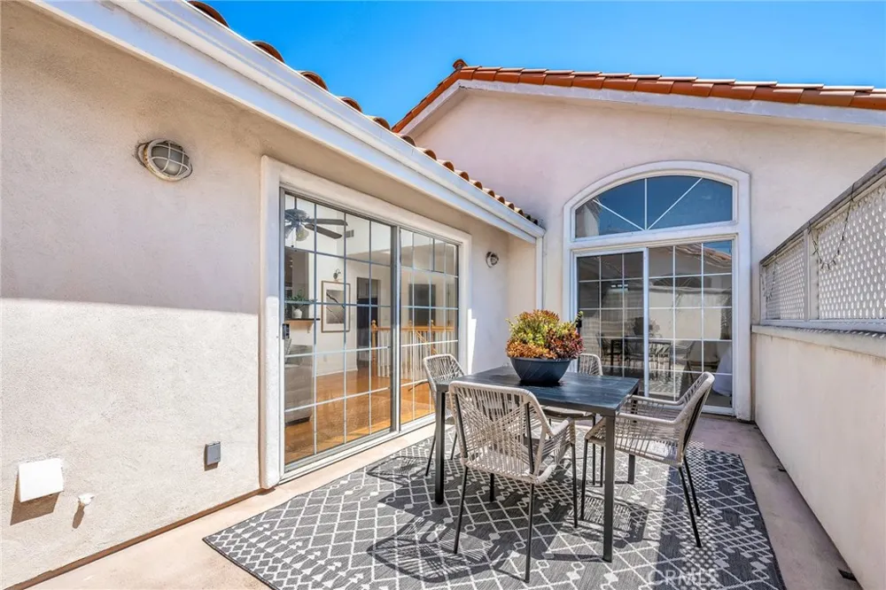 2514 Vanderbilt Lane #C Redondo Beach, CA 90278
