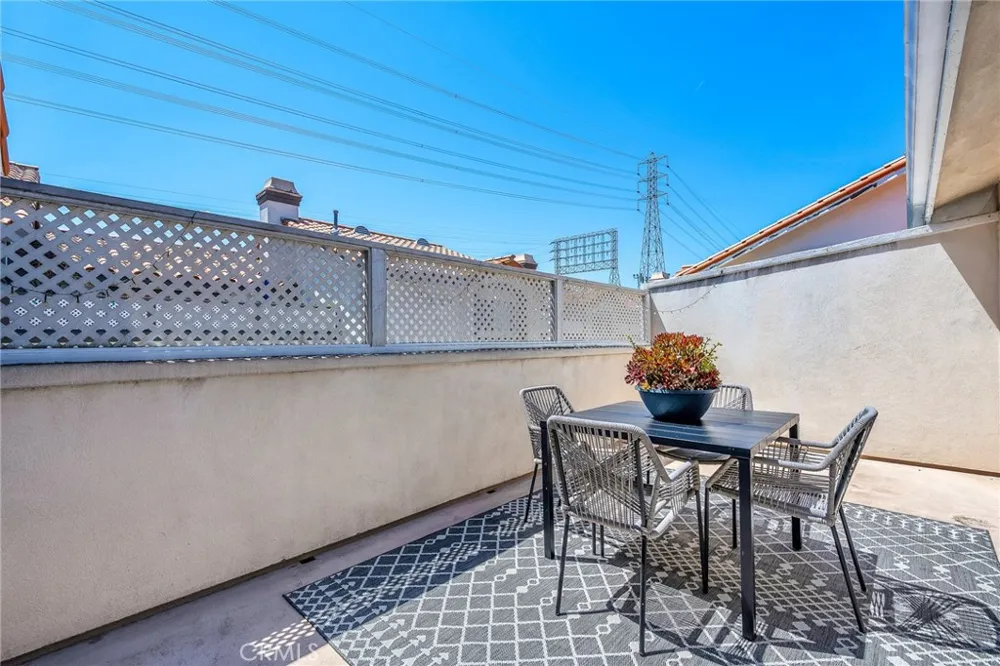 2514 Vanderbilt Lane #C Redondo Beach, CA 90278