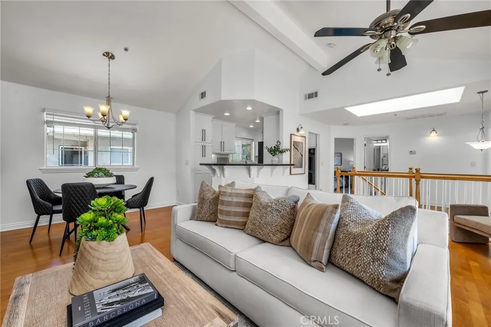 2514 Vanderbilt Lane #C Redondo Beach, CA 90278