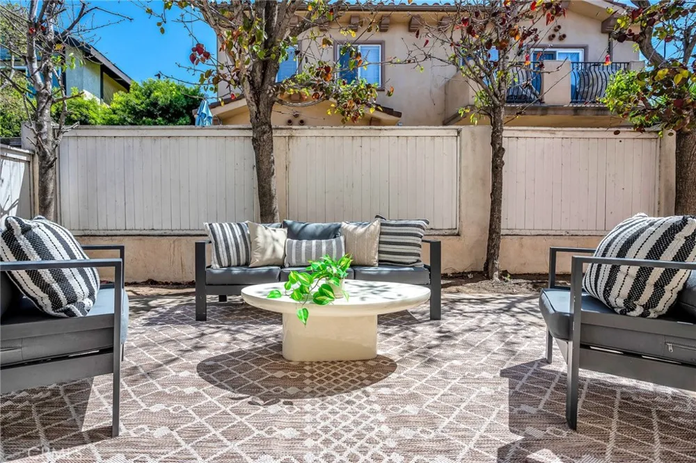 2514 Vanderbilt Lane #C Redondo Beach, CA 90278