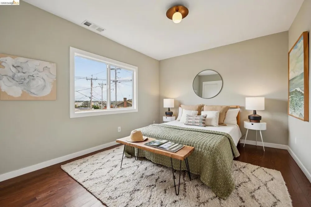 855 Washington Albany, CA 94706