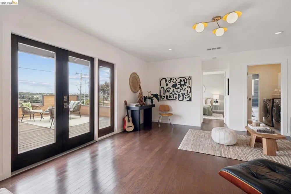 855 Washington Albany, CA 94706
