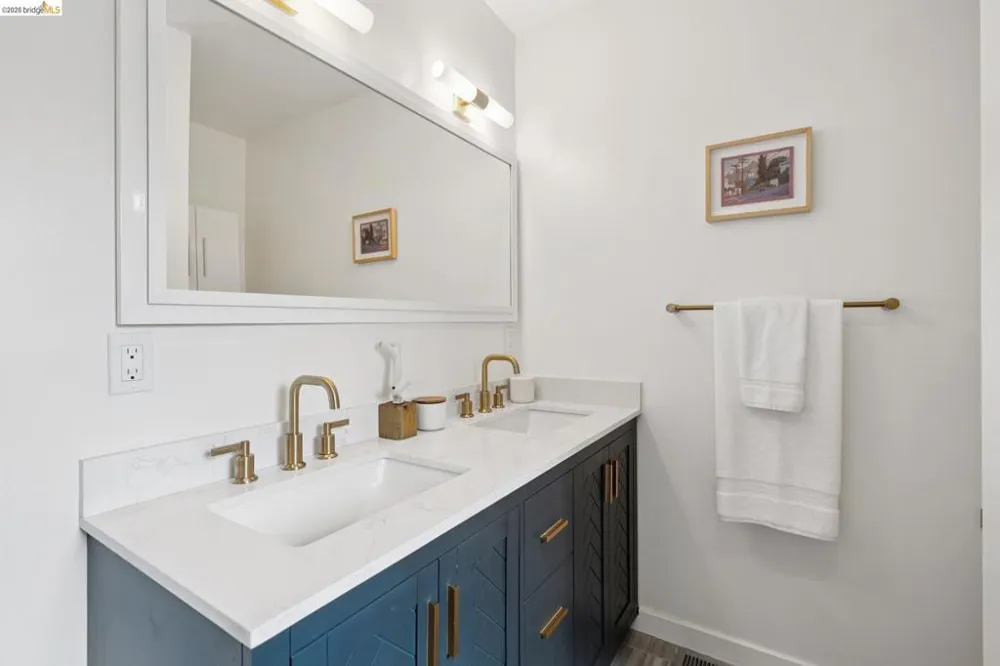 855 Washington Albany, CA 94706