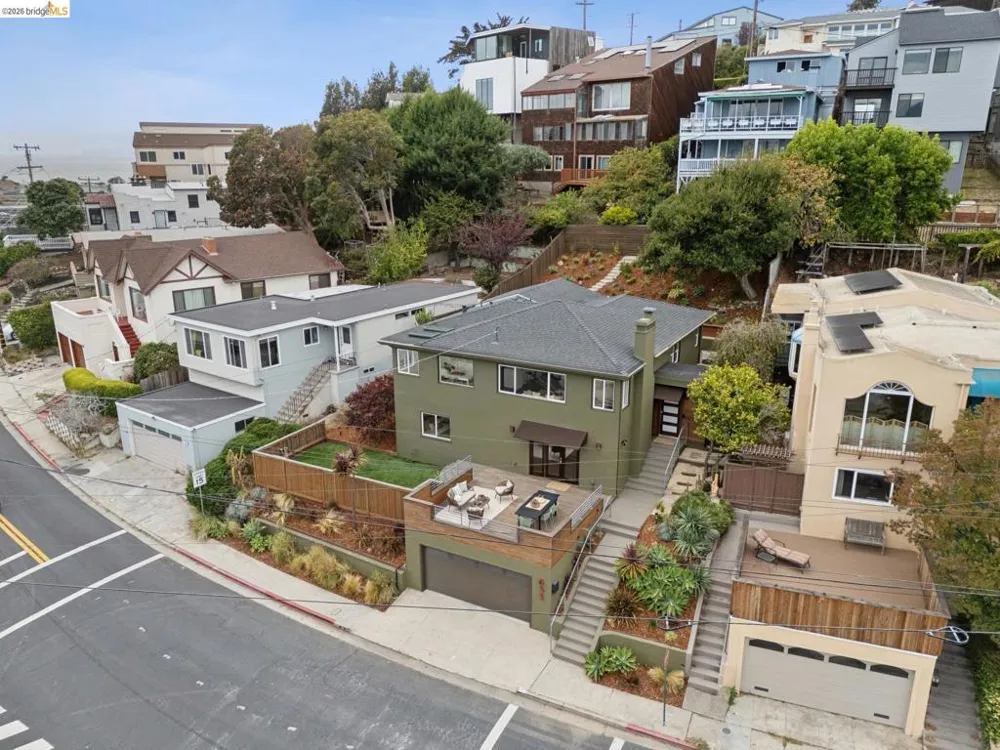855 Washington Albany, CA 94706