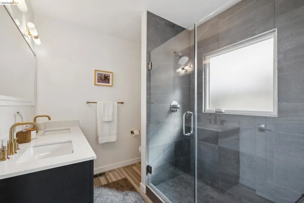 855 Washington Albany, CA 94706