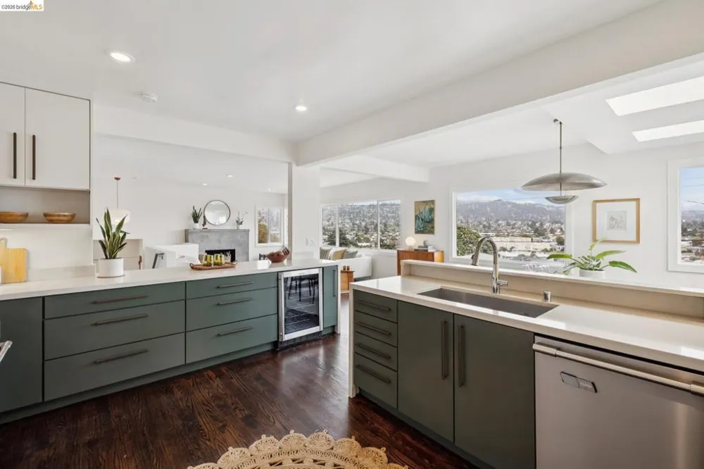 855 Washington Albany, CA 94706