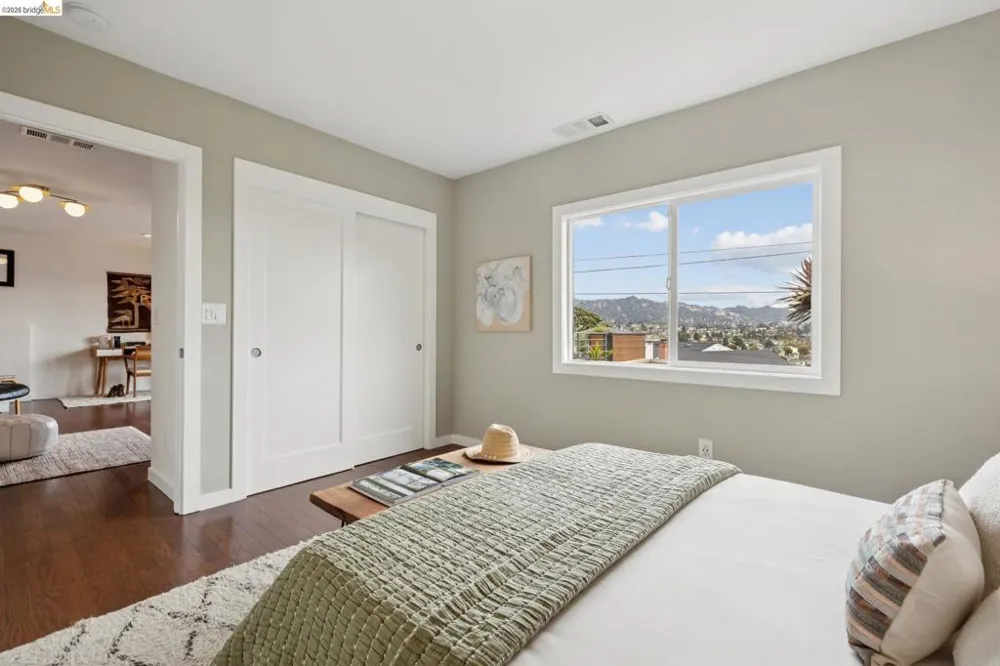 855 Washington Albany, CA 94706