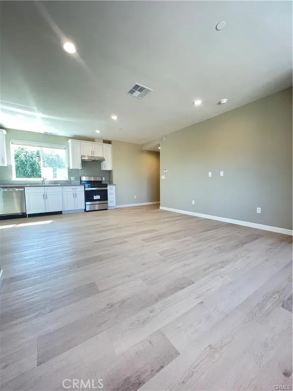 4251 E Live Oak Avenue #10 Arcadia, CA 91006