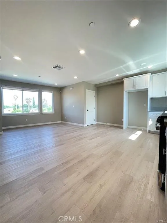 4251 E Live Oak Avenue #10 Arcadia, CA 91006