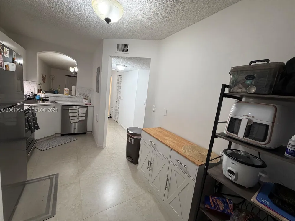 7775 NW 22nd St #105 Pembroke Pines, FL 33024
