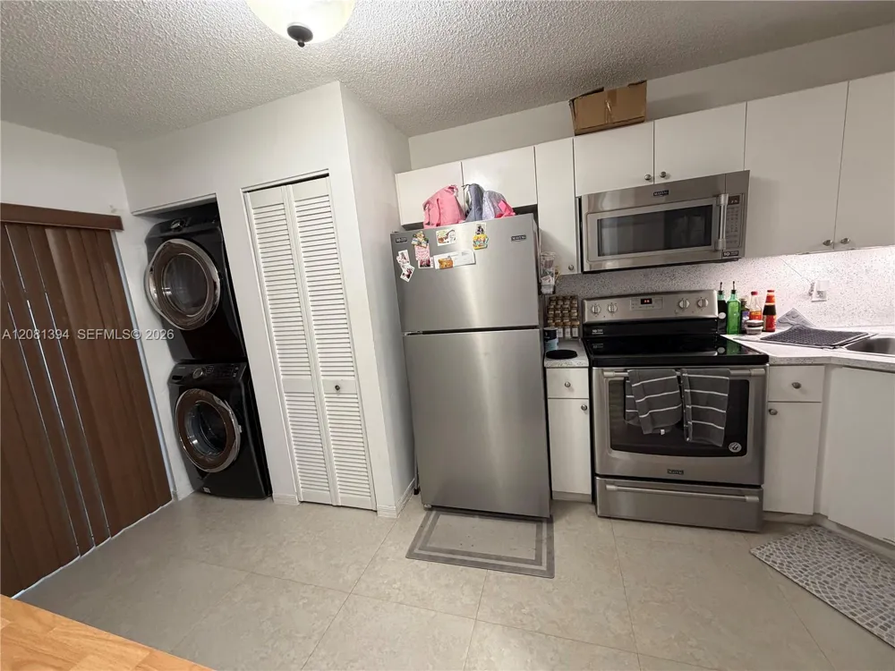 7775 NW 22nd St #105 Pembroke Pines, FL 33024