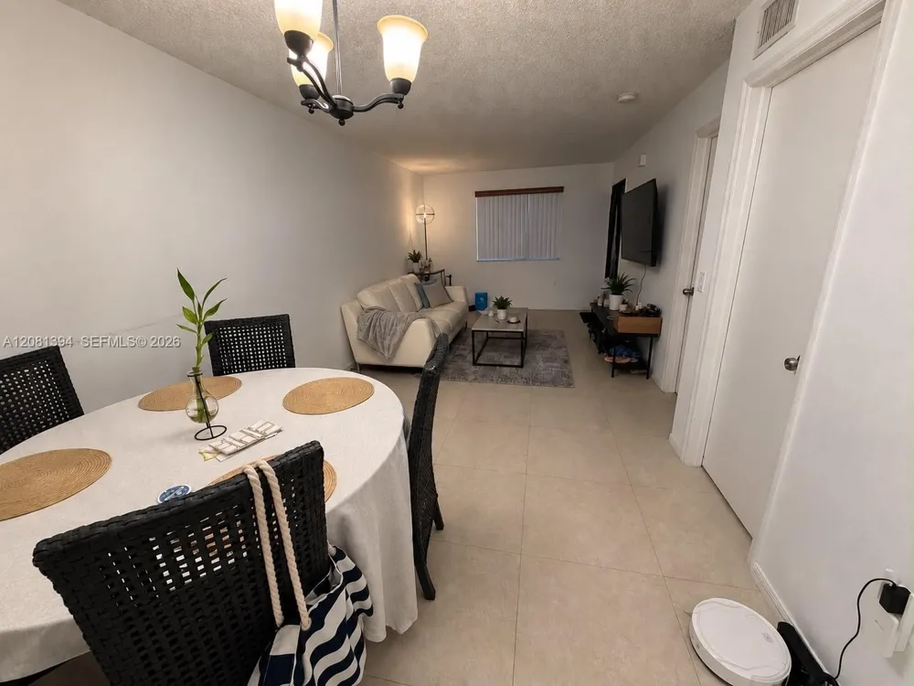 7775 NW 22nd St #105 Pembroke Pines, FL 33024