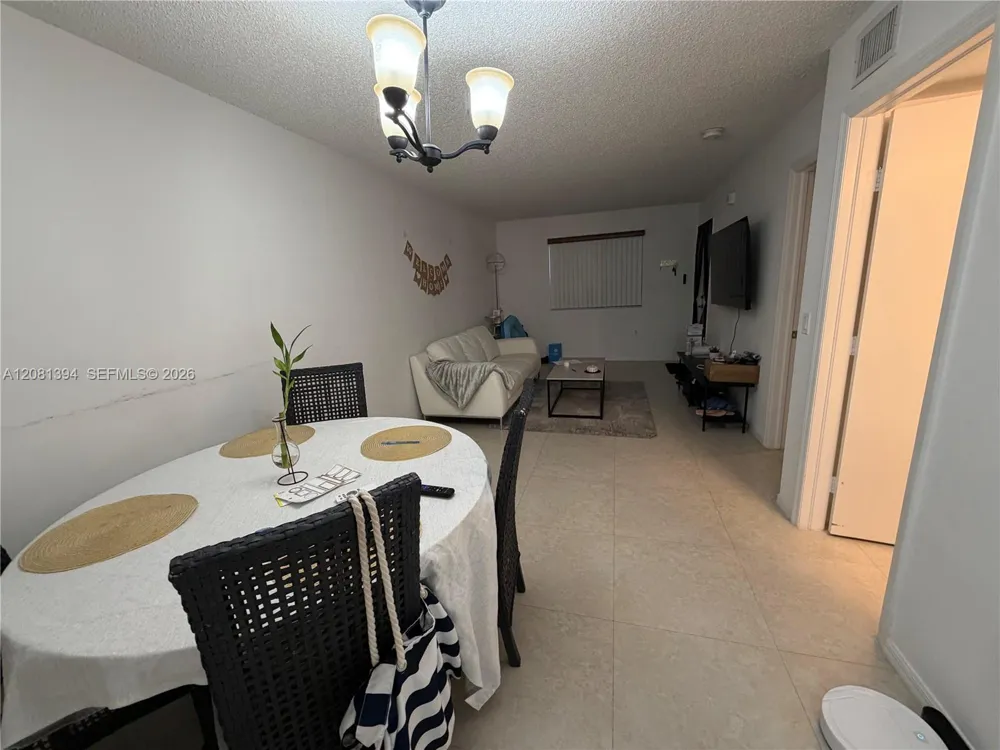 7775 NW 22nd St #105 Pembroke Pines, FL 33024