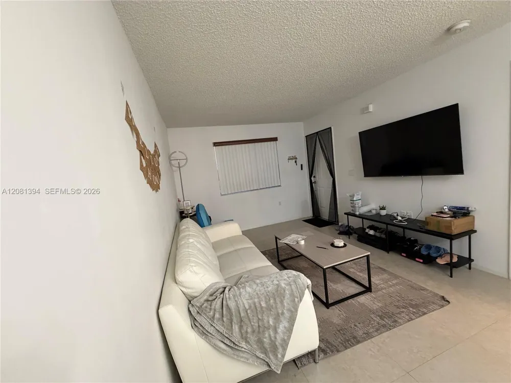 7775 NW 22nd St #105 Pembroke Pines, FL 33024