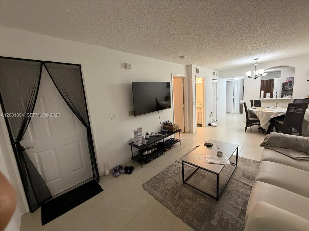 7775 NW 22nd St #105 Pembroke Pines, FL 33024