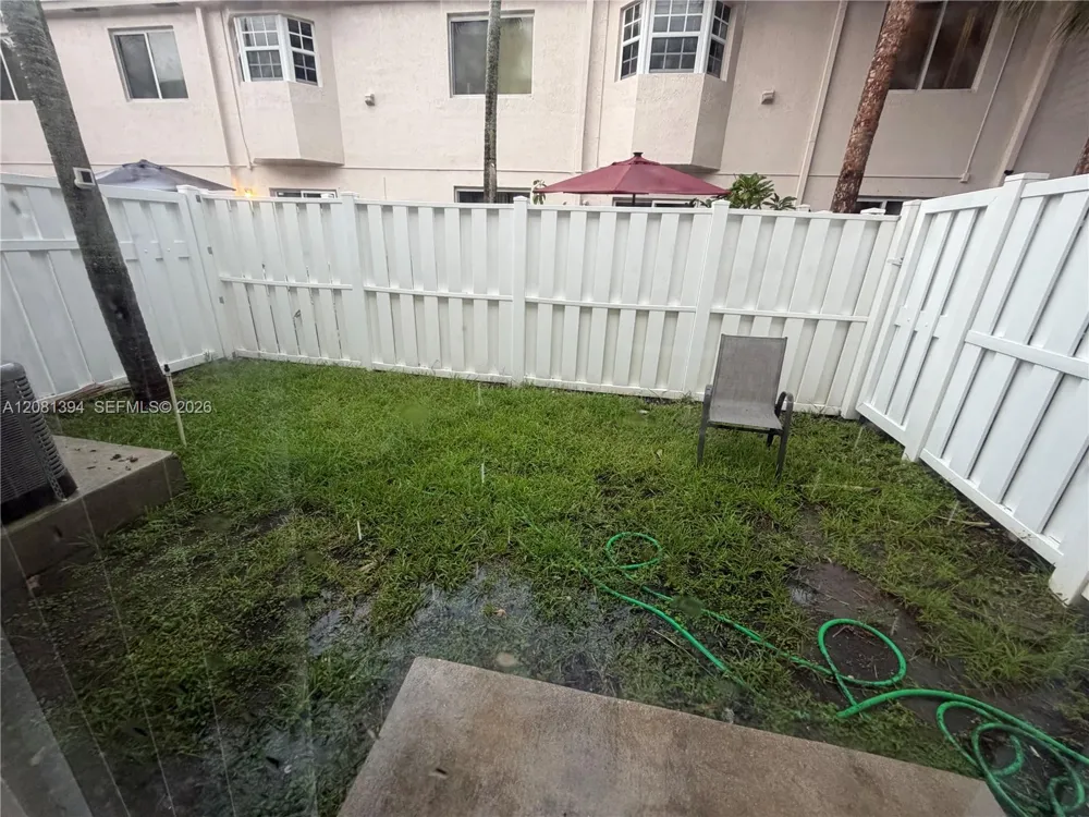 7775 NW 22nd St #105 Pembroke Pines, FL 33024