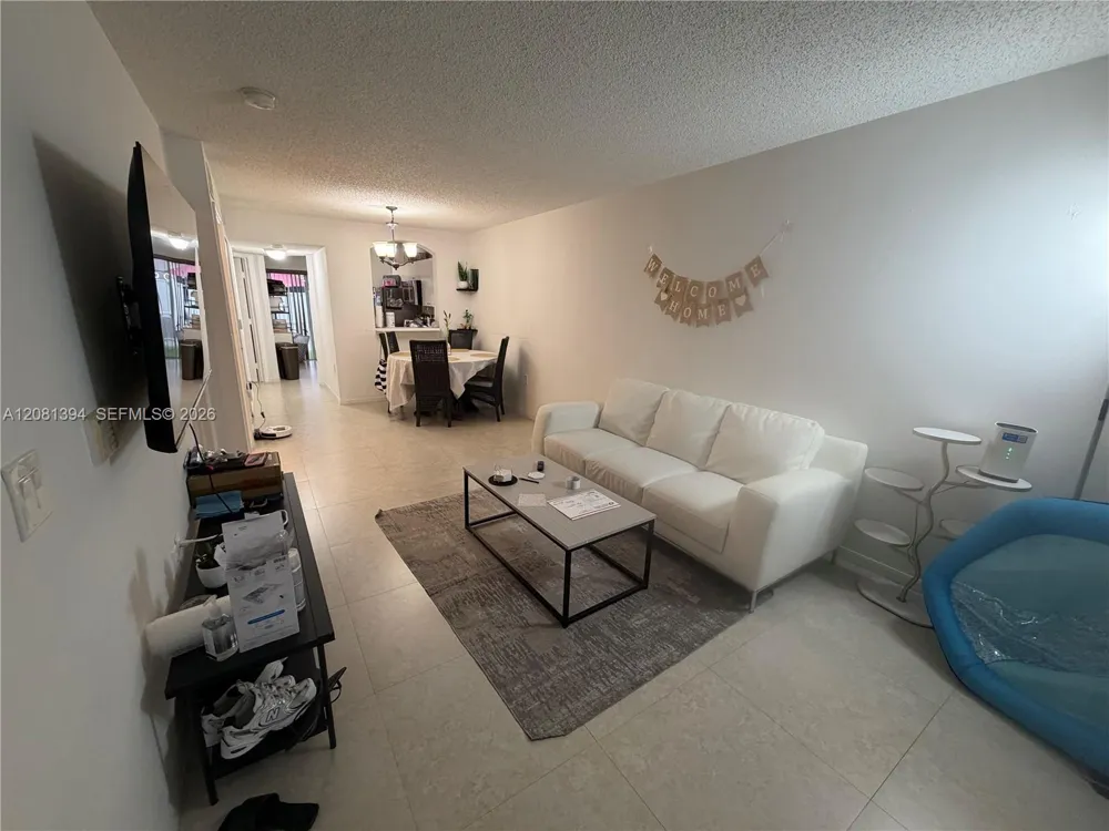 7775 NW 22nd St #105 Pembroke Pines, FL 33024