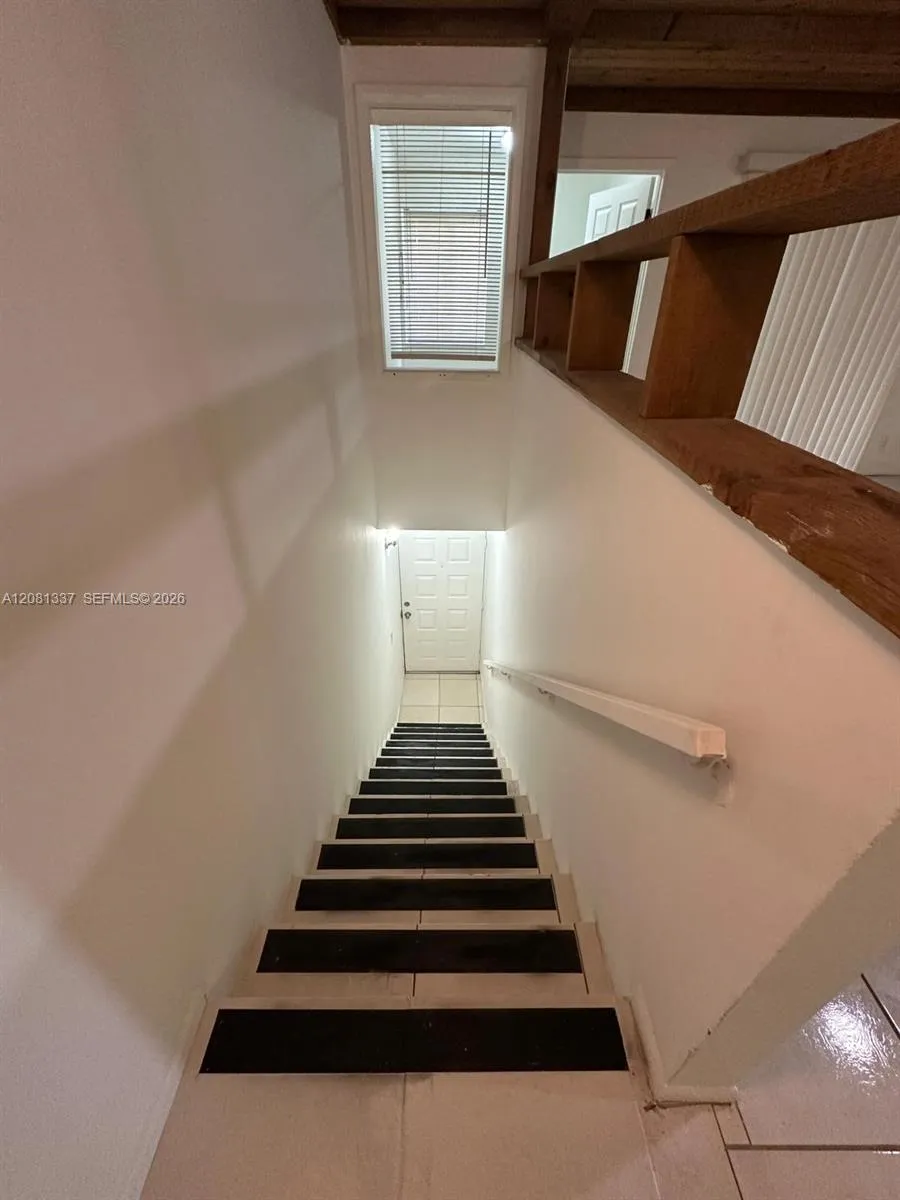 300 Gardens Dr #201 Pompano Beach, FL 33069