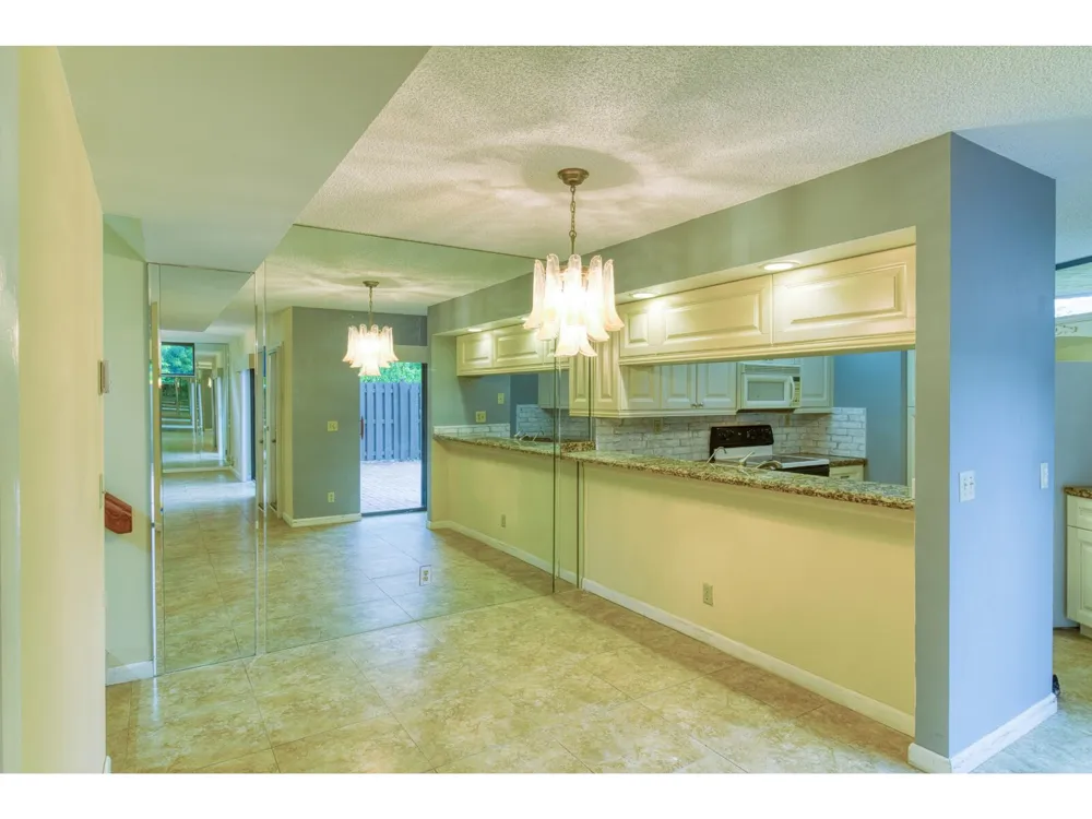 23078 Oxford Place #Apt d Boca Raton, FL 33433