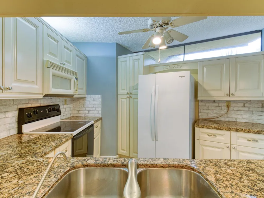 23078 Oxford Place #Apt d Boca Raton, FL 33433