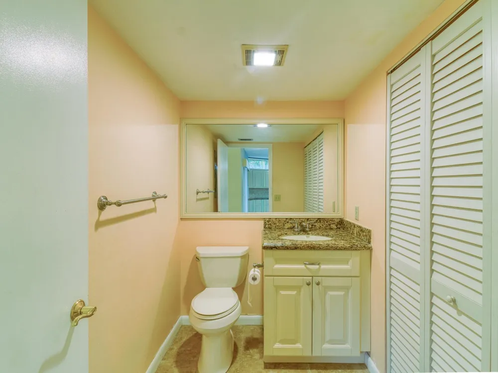 23078 Oxford Place #Apt d Boca Raton, FL 33433