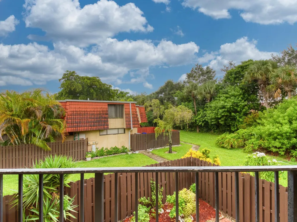23078 Oxford Place #Apt d Boca Raton, FL 33433