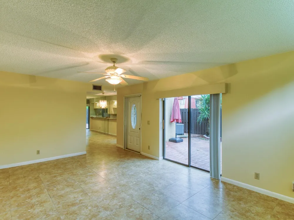23078 Oxford Place #Apt d Boca Raton, FL 33433