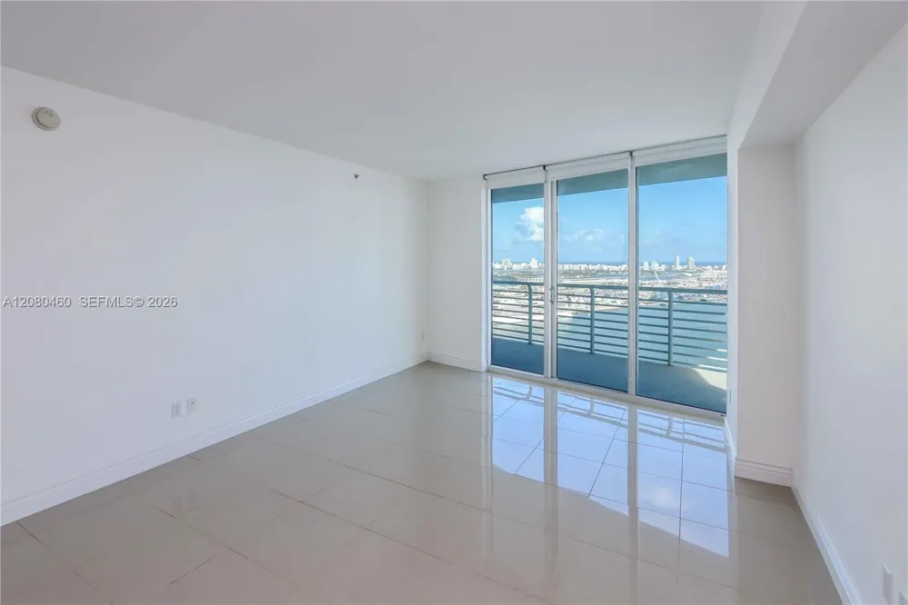 335 S Biscayne Blvd #3709 Miami, FL 33131
