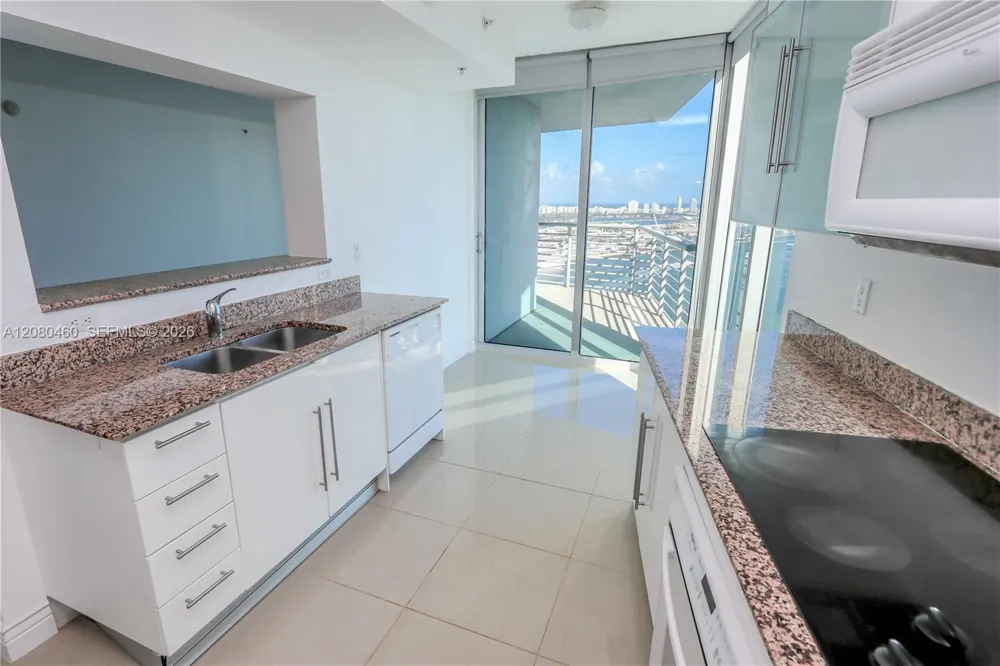 335 S Biscayne Blvd #3709 Miami, FL 33131