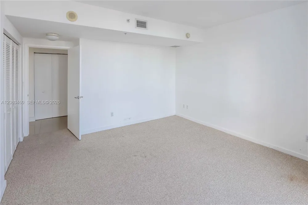 335 S Biscayne Blvd #3709 Miami, FL 33131